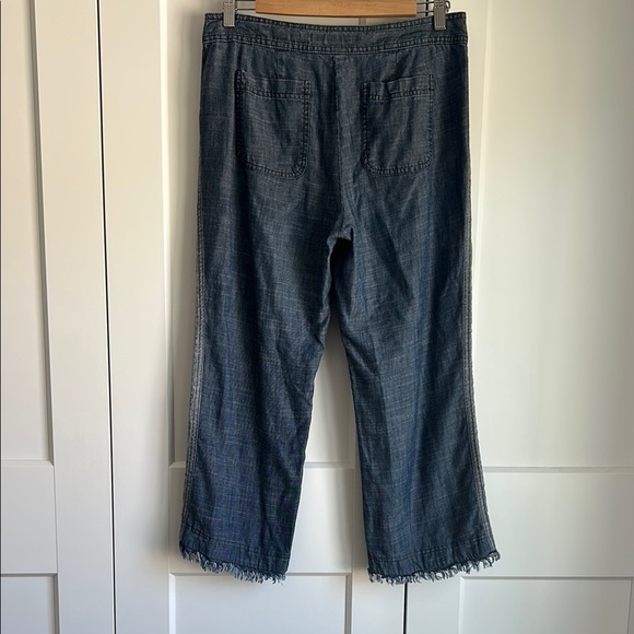 Trina Turk Two Tone Chambray Cropped Pants | 6 - Picture 6 of 8